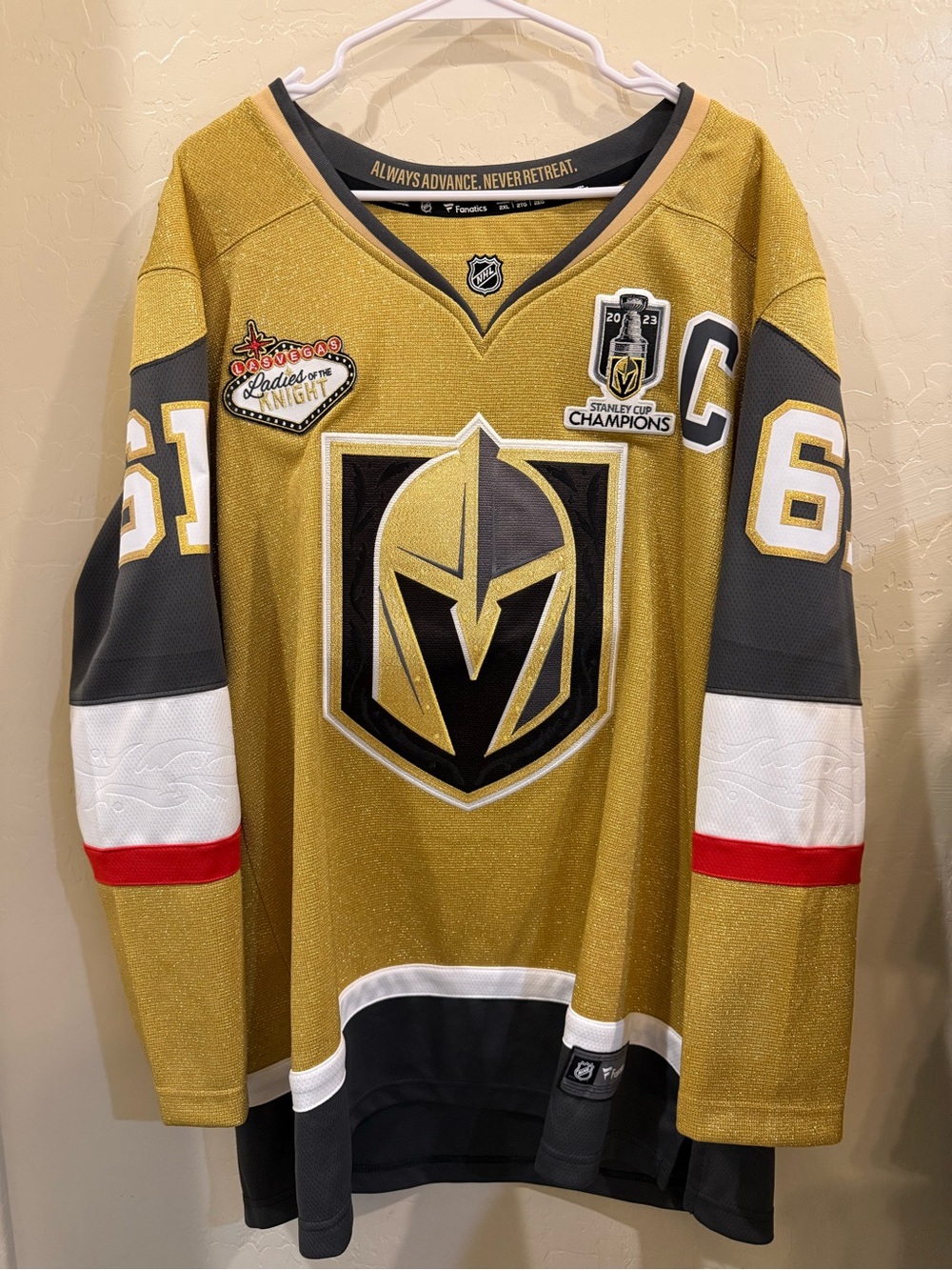 Vegas Golden Knights Women’s Gold Hockey Jersey - Captain Stone 61